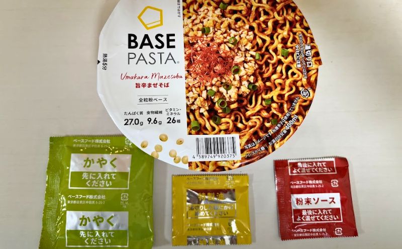 ベースパスタ旨辛まぜそば＞開封